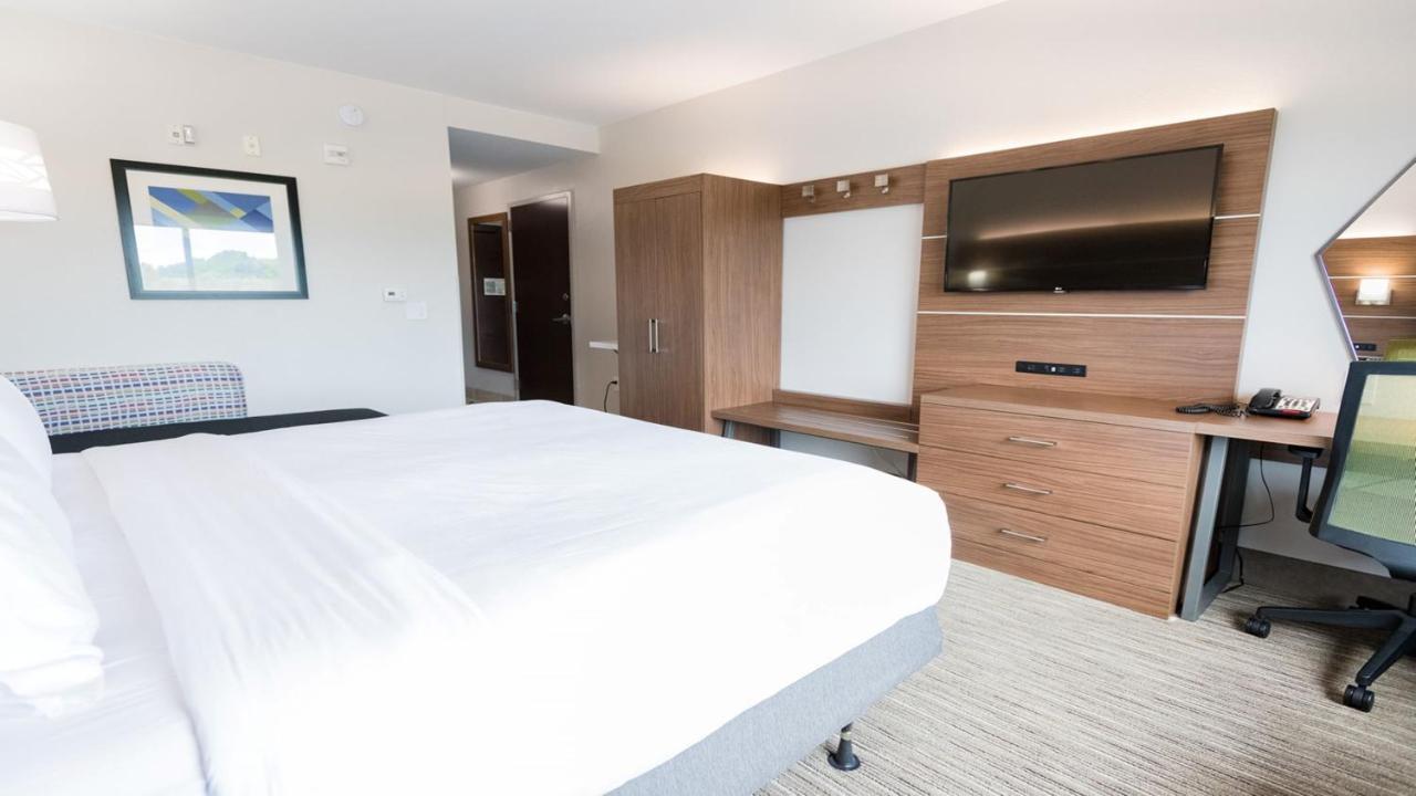 Holiday Inn Express & Suites Lexington North West-The Vineyard By Ihg Экстерьер фото