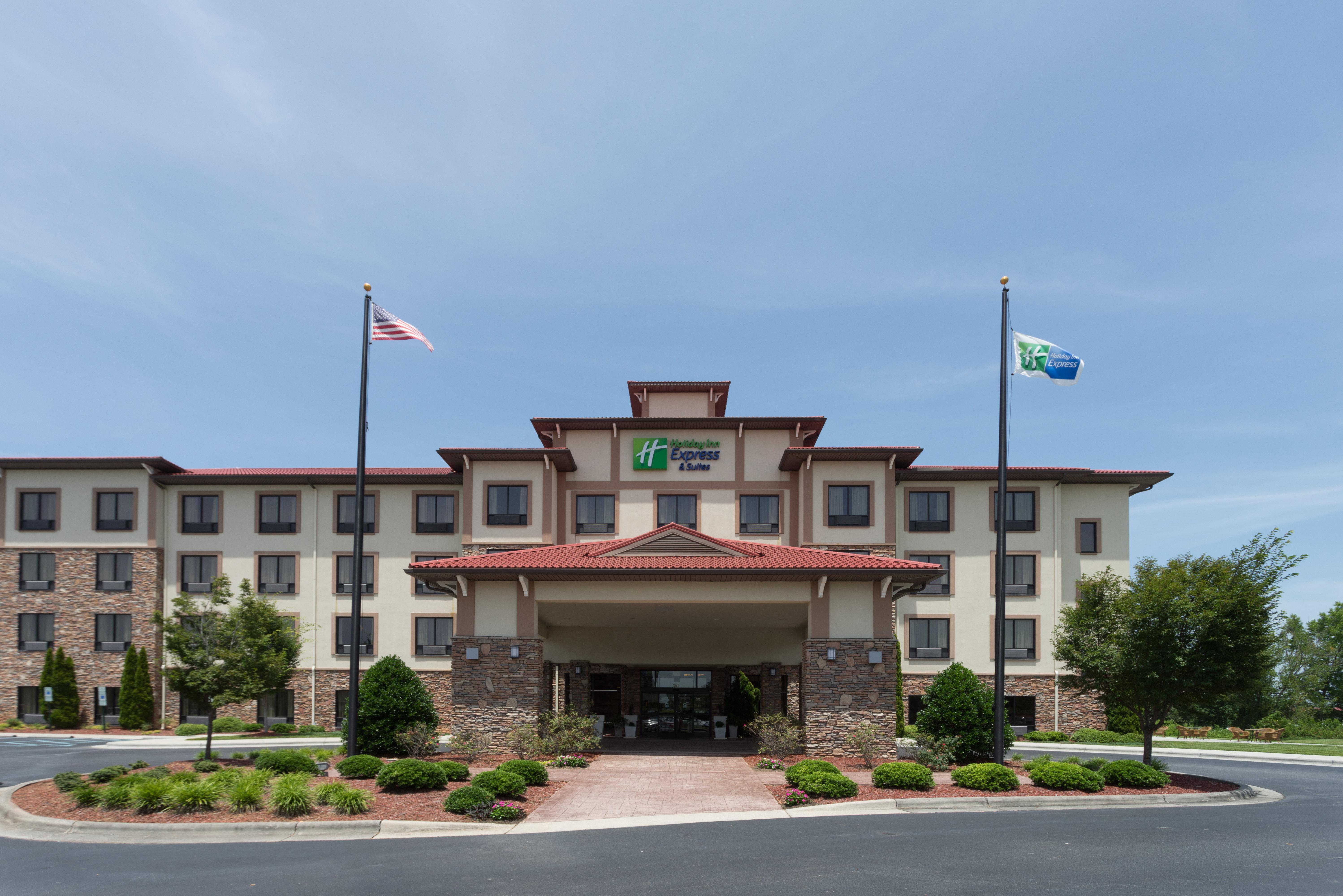Holiday Inn Express & Suites Lexington North West-The Vineyard By Ihg Экстерьер фото