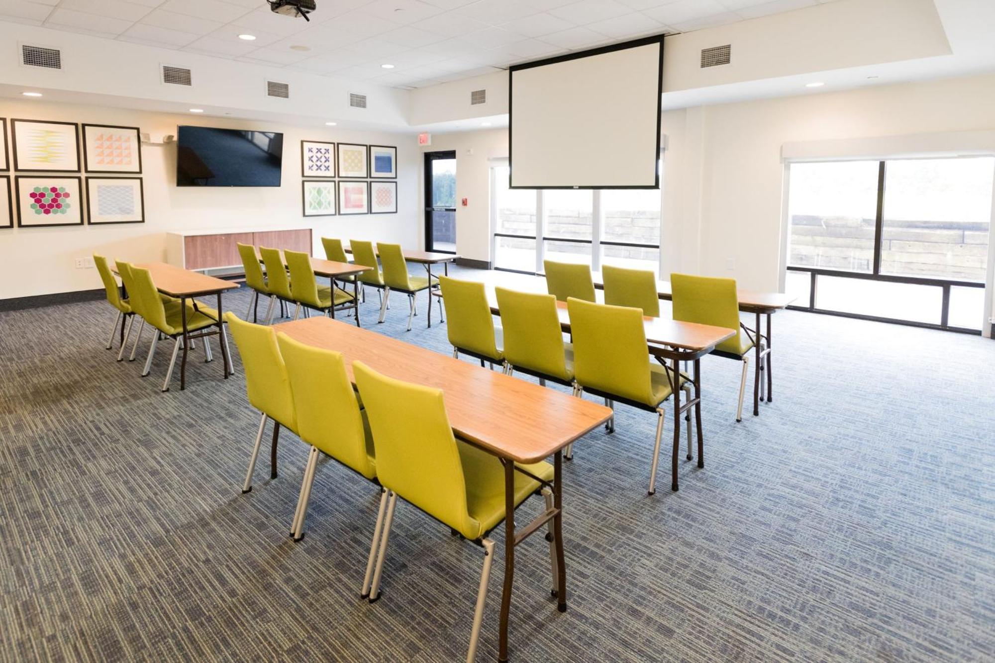 Holiday Inn Express & Suites Lexington North West-The Vineyard By Ihg Экстерьер фото